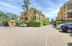 5 Bed Townhouse with En Suite at Lavington Green - 1