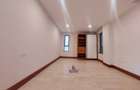 3 Bed Apartment with En Suite at Rhapta Rd - 12