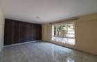 4 Bed Apartment with En Suite in Parklands - 2
