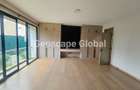 5 Bed Townhouse with En Suite in Lavington - 2