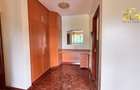 4 Bed Townhouse with En Suite in Lavington - 11