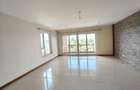 4 Bed Apartment with En Suite at Parklands - 10