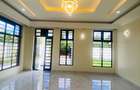 4 Bed Townhouse with En Suite at Eastern Bypass - 5