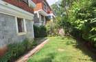 5 Bed Townhouse with En Suite in Spring Valley - 2