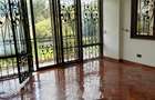 5 Bed Townhouse with En Suite at Lavington - 6