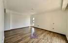 3 Bed Apartment with En Suite at Brookside Drive - 19