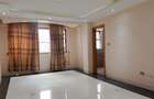 4 Bed Apartment with En Suite at Parklands - 8
