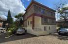 4 Bed House with En Suite in Lavington - 2