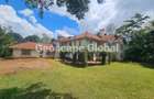 5 Bed House with En Suite at Nyari - 5