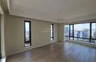 4 Bed Apartment with En Suite in Riverside - 12