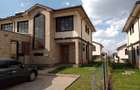 4 Bed Townhouse with En Suite in Kiambu Road - 11