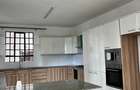 4 Bed Townhouse with En Suite in Kitisuru - 8