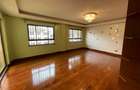 4 Bed Townhouse with En Suite in Karen - 6