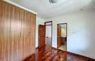 4 Bed Townhouse with En Suite in Kitisuru - 16