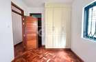 5 Bed Villa with En Suite in Loresho - 13