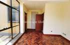 5 Bed Townhouse with En Suite in Lavington - 17