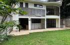 4 Bed Townhouse with En Suite in Spring Valley - 2