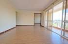 3 Bed Apartment with En Suite in Brookside - 6
