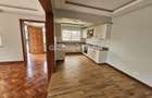 3 Bed House with En Suite in Runda - 3