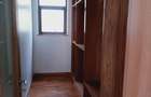 5 Bed Townhouse with En Suite at Lavington - 11