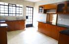3 Bed Apartment with En Suite in Parklands - 6