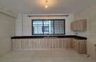 Serviced 4 Bed Apartment with En Suite at Second Parklands - 8