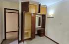 5 Bed Townhouse with En Suite in Lavington - 10