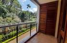 4 Bed Apartment with En Suite in Riverside - 15