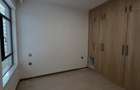 4 Bed Apartment with En Suite at Oledume Road - 8
