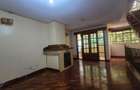 5 Bed House with En Suite in Lavington - 7