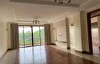 3 Bed Apartment with En Suite at Riverside - 10