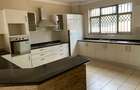 3 Bed Apartment with En Suite in Parklands - 6