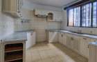 3 Bed Apartment with En Suite at Lavington - 4