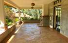 5 Bed Villa with En Suite in Rosslyn - 15