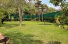 4 Bed House with En Suite in Lavington - 19