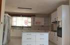 6 Bed Townhouse with En Suite at Lavington - 16