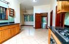 6 Bed House with En Suite in Karen - 7