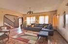 4 Bed Townhouse with En Suite in Westlands Area - 1