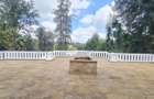 5 Bed House with En Suite at Nyari - 6
