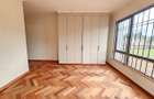 6 Bed House with En Suite in Loresho - 11