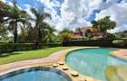 4 Bed Townhouse with En Suite at Old Runda - 18