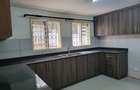 4 Bed House with En Suite in Hill View - 2