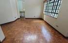 5 Bed Townhouse with En Suite in Kitisuru - 3