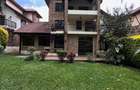 4 Bed Townhouse with En Suite at Lavington - 1