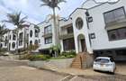 5 Bed Townhouse with En Suite at Grovelia Grove - 1