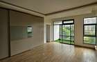 4 Bed Apartment with En Suite at Riverside Drive - 7