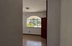 4 Bed Townhouse with En Suite in Lavington - 9