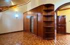 4 Bed House at Near Giraffe Centre - 15