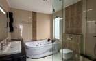 3 Bed Apartment with En Suite in Riverside - 2