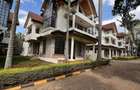 5 Bed Townhouse with En Suite at Lavington Green - 1